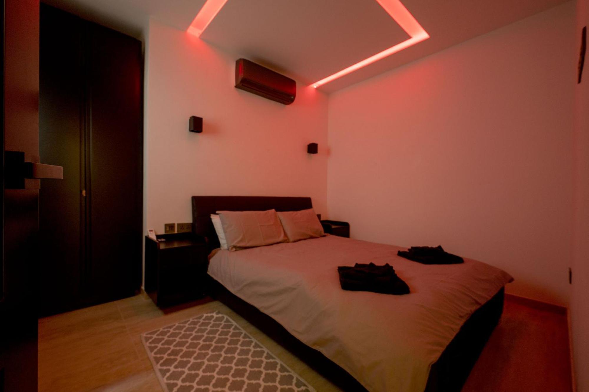 Modern 2 Bedroomed Apartment In Gzira Exterior foto
